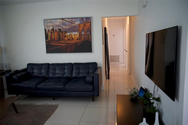 Foto del edificio - 11150 Peachtree Dr