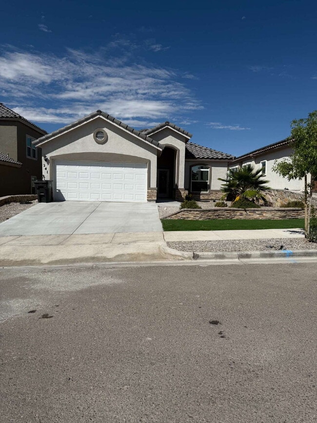 Building Photo - 241 Penbridge Pl