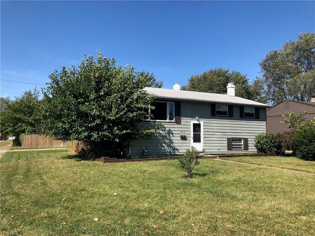 6112 Gilmere Dr, Brook Park, OH 44142 House Rental in Brook Park, OH