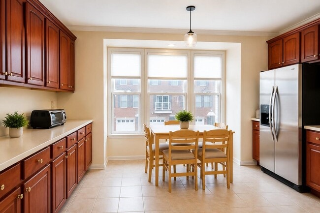 Building Photo - 239 Brower Ct