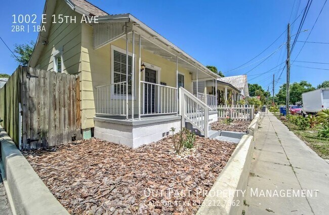 Building Photo - 1002 E 15th Ave