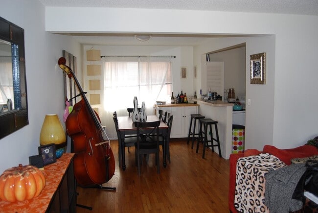 Foto del edificio - 2011 Rockefeller Ln