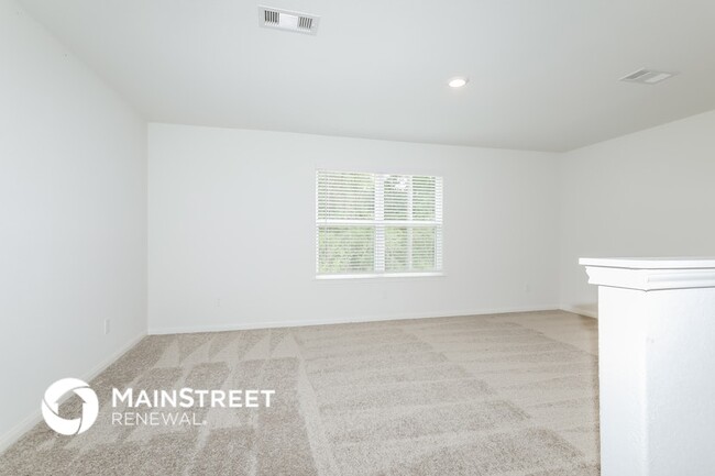 Building Photo - 26821 Steinbeck Dr