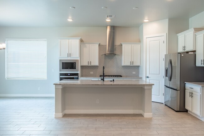 Foto del edificio - 6202 Bayberry Rd