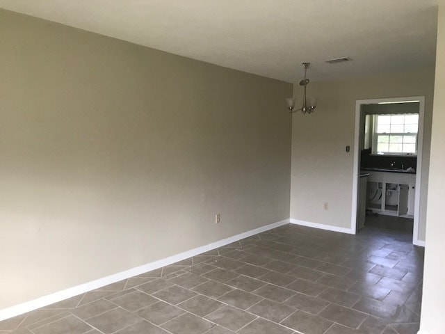 Building Photo - 1102 Meadowbrook St