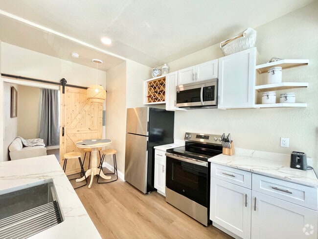 Building Photo - 7700 Boca Ciega Dr