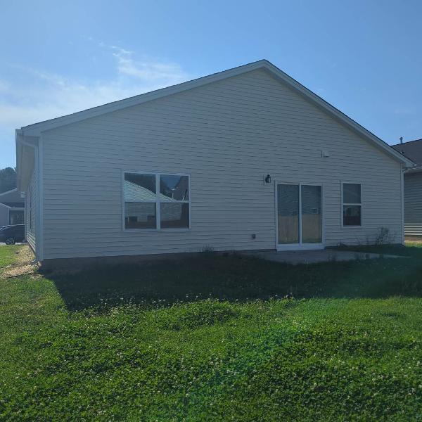 Building Photo - 351 Augustine Dr