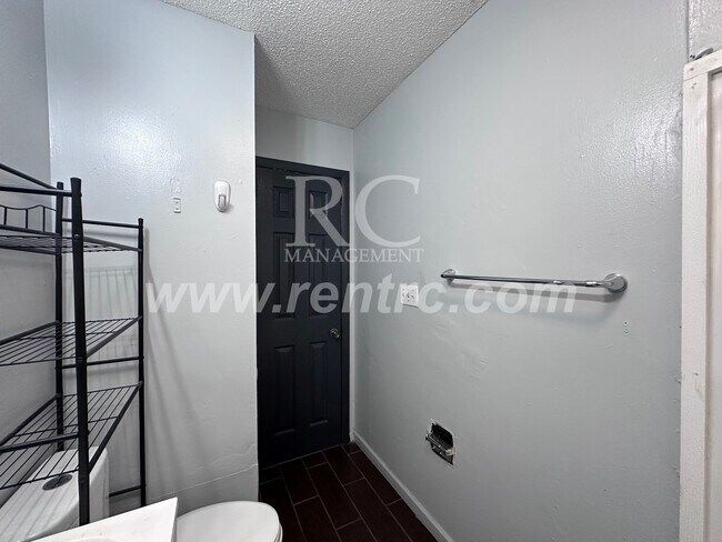 Foto del edificio - 1406 Grant-