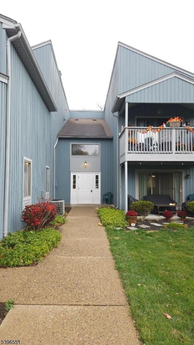 Foto del edificio - 124 Drake Ln