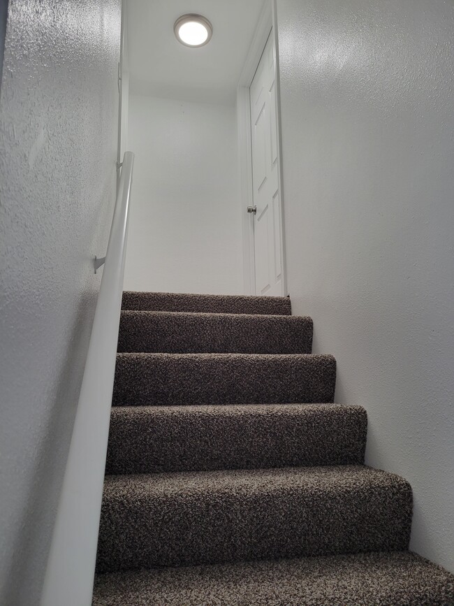 Building Photo - 2026 S 11th St W