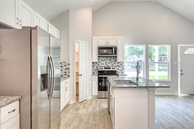 Building Photo - 9775 Black Gum