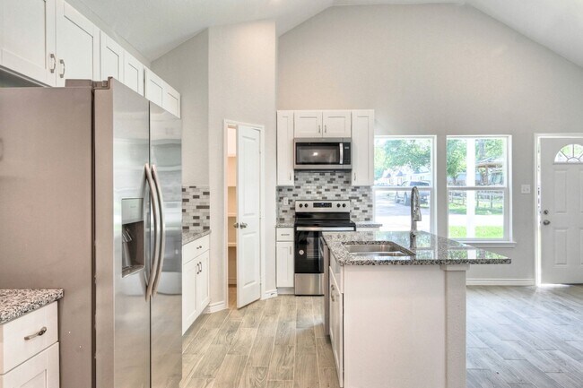 Foto del edificio - 9824 Arbor Oak