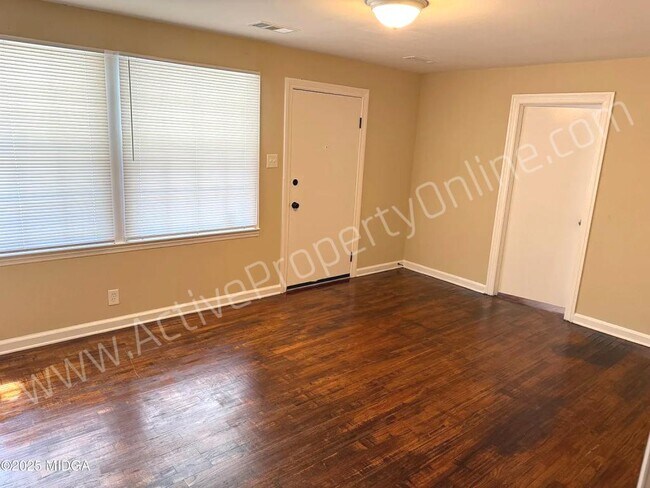 Foto del edificio - 2769 Nancy Dr