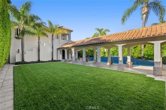 Building Photo - 2102 E Balboa Boulevard
