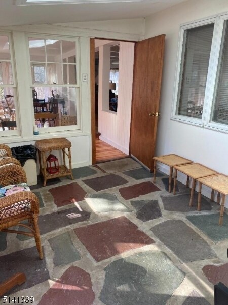 Foto del edificio - 15 Beaver Run Rd