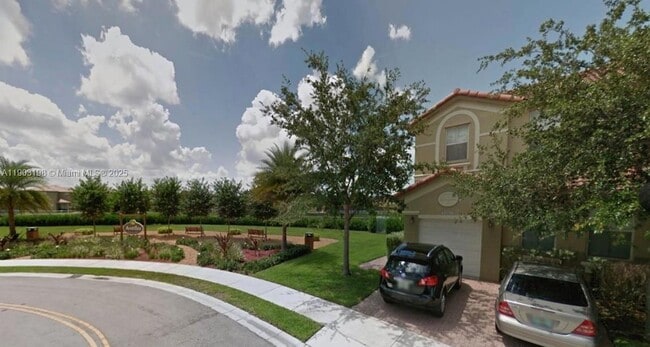 Foto del edificio - 10983 NW 79th St