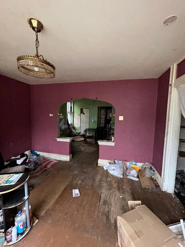 Foto del edificio - 351 Lagro Ave