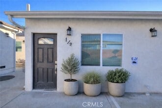 Building Photo - 14604 Cohasset St