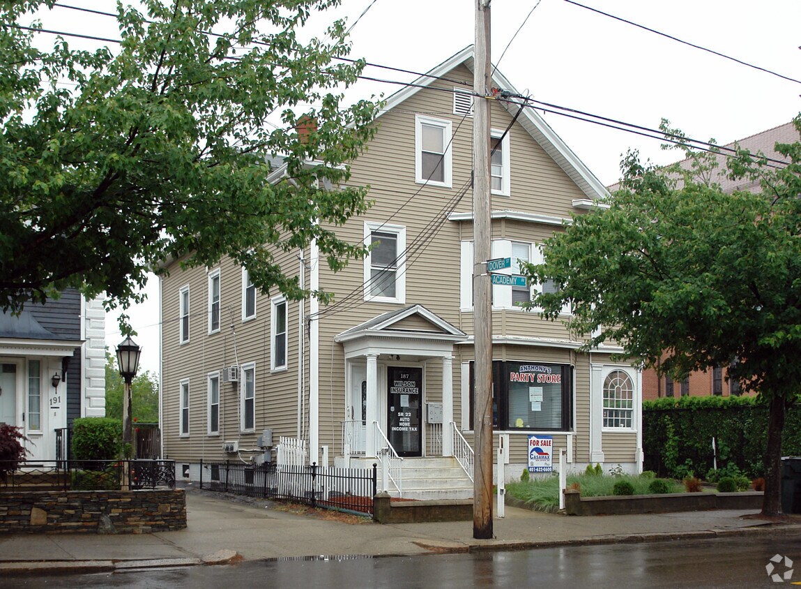 Building Photo - 187-189 Academy Ave