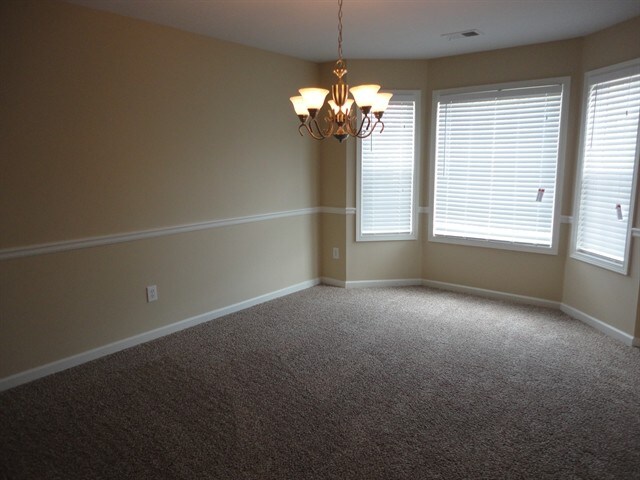 Building Photo - 300 Parke Court