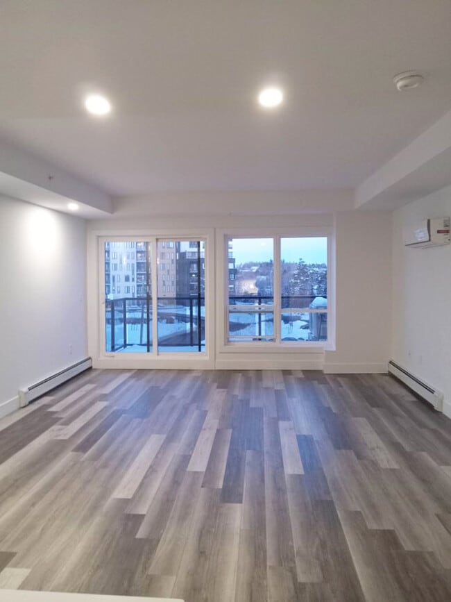 Building Photo - Wentworth Terrace Estates 131
