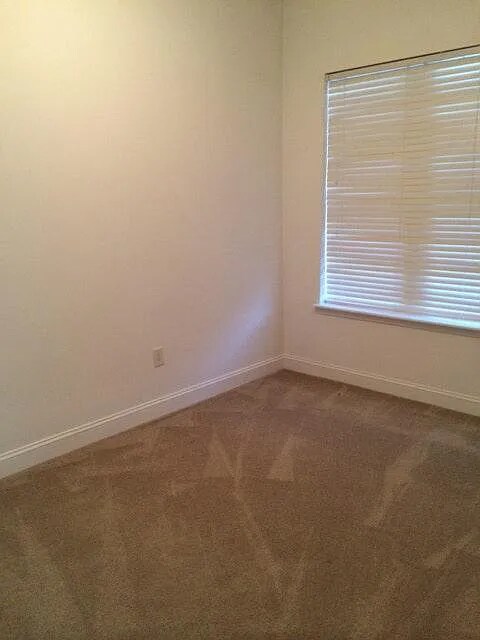 Foto principal - 1100 Bluff Rd
