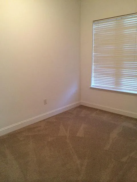 Primary Photo - 1100 Bluff Rd