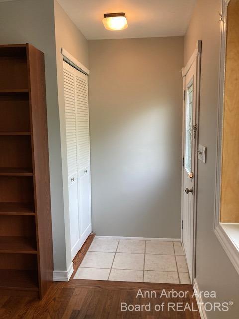 Foto del edificio - 429 Manor Dr