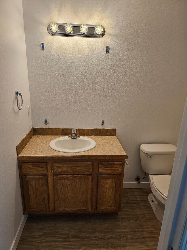 Building Photo - 6181 S Sea Breeze Way