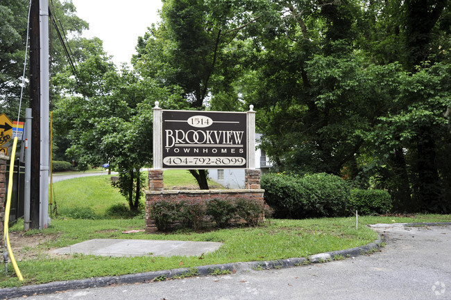 Brookview Townhomes - Westside Townhomes