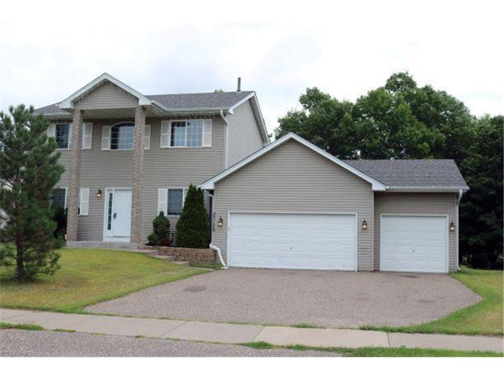 Primary Photo - 23179 Arrowhead St NW