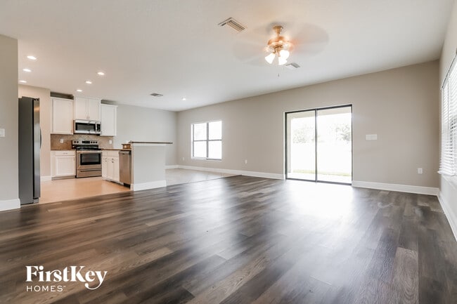 Building Photo - 14338 Haddon Mist Dr