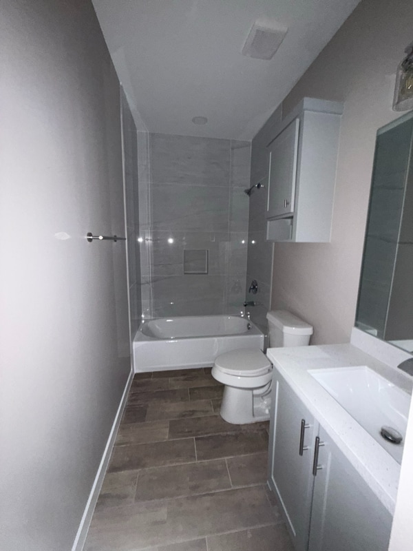 Building Photo - 513 Hope Dr