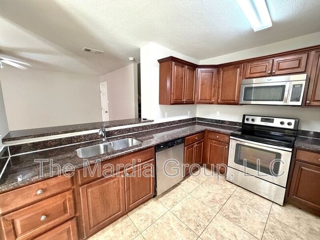 Foto del edificio - 2337 Bloomfield Dr