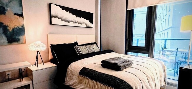 Photo du bâtiment - 307-32A Church St