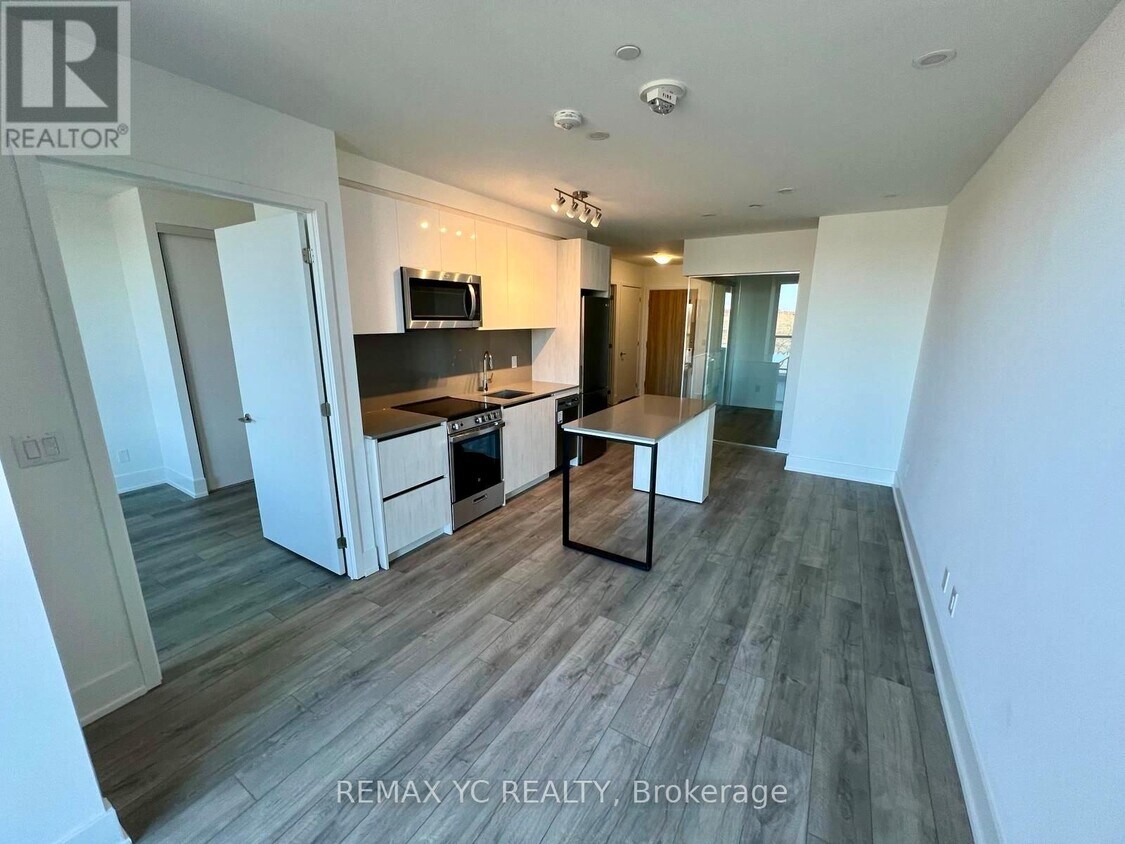 Photo principale - 3100 Keele St