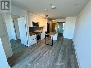 Building Photo - 3100 Keele St