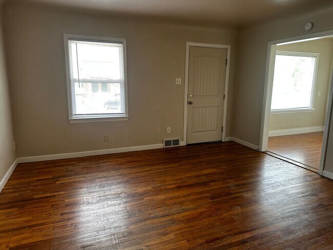 Foto del edificio - 712 17th St