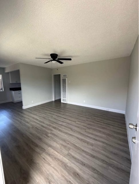 Photo - 1225 W 90th St Apartment