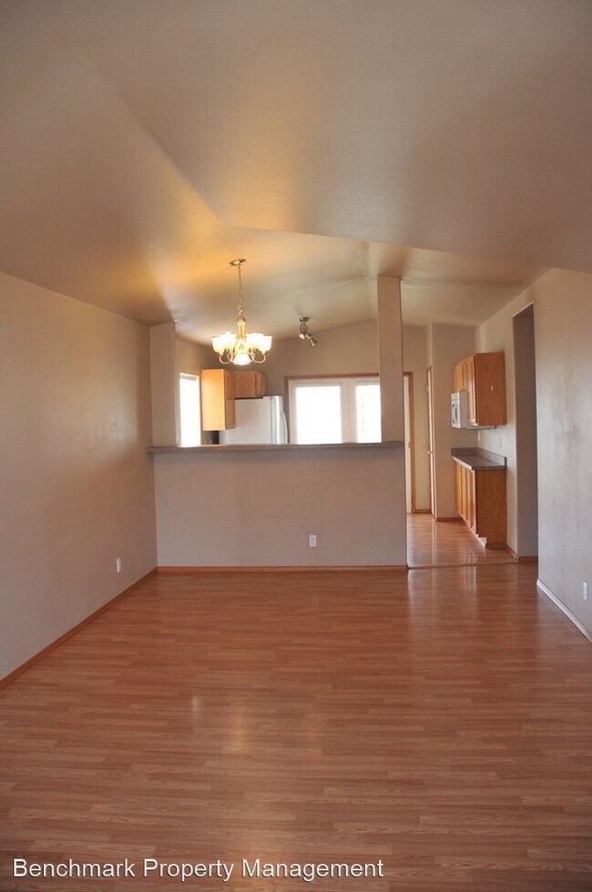 Foto del edificio - 3 br, 2 bath House - 2597 W. Chaumont Lane