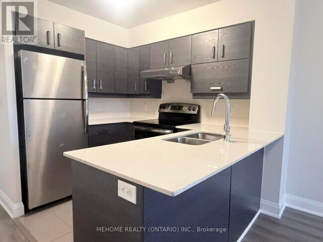 Photo du bâtiment - 1 Uptown Dr