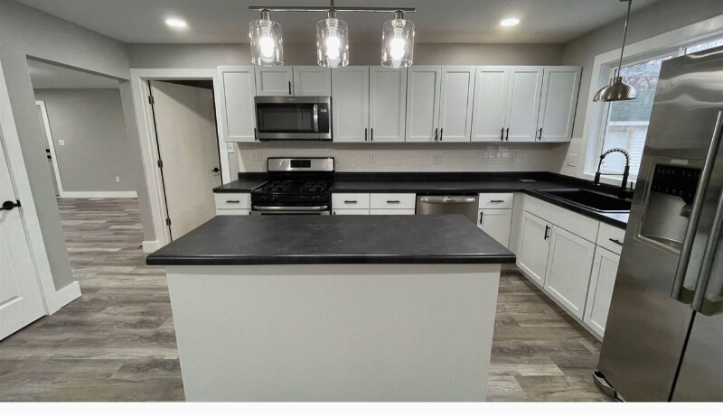 Foto principal - 52189 Scott St