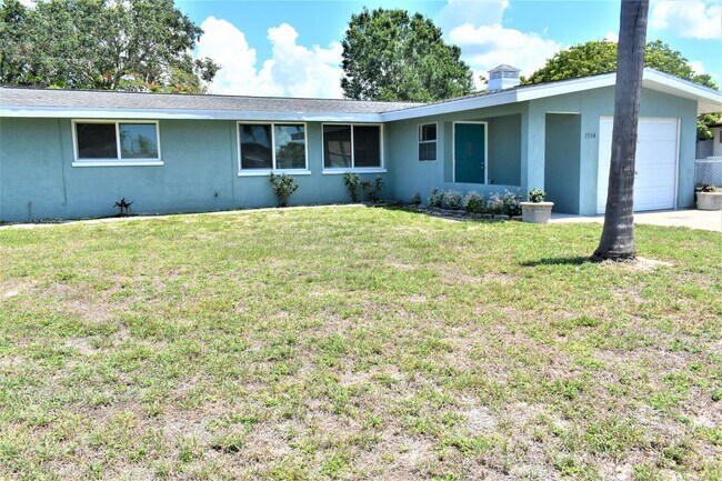 Foto del edificio - Updated Annual 2/1 on Overbrook Rd