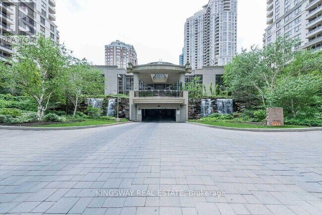 Building Photo - 3888 Duke of York Blvd