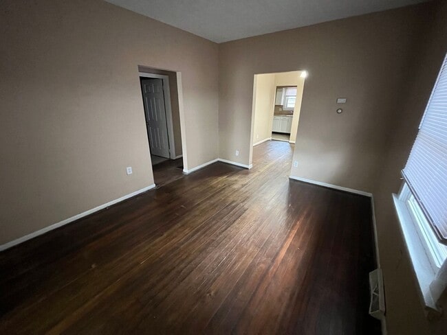 Foto del edificio - 703 15th Ave