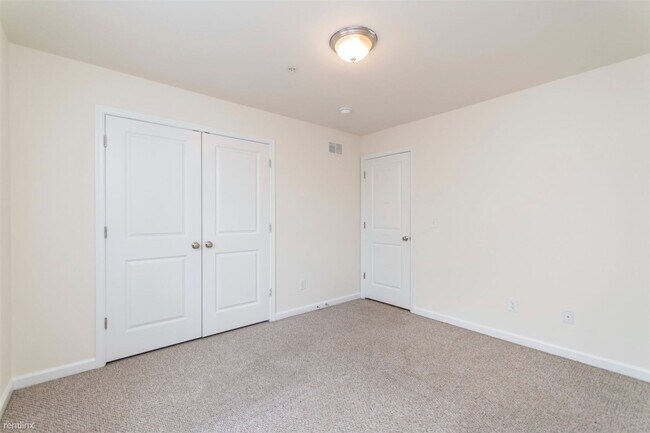 Foto del edificio - 4 br, 2 bath Duplex - 1811 W BERKS ST Unit 1