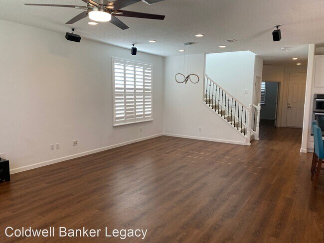 Foto del edificio - 3 br, 2.5 bath House - 8715 Jet Stream Rd NW
