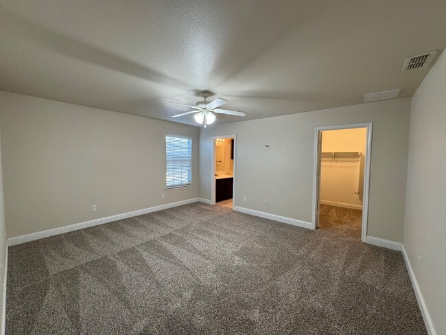 Foto del edificio - Beautiful Home in South Lubbock Near Restaurants, Grocery Store, & Shopping!