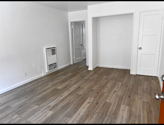 Building Photo - 1601 N Normandie Ave