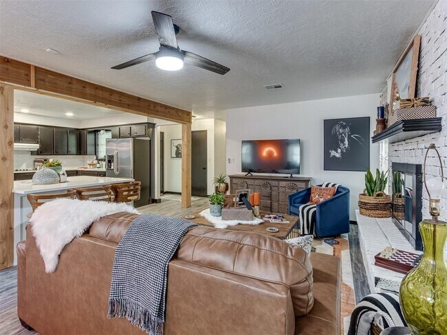 Foto del edificio - 2140 SE 44th St